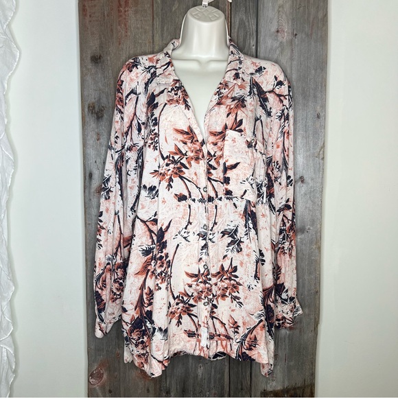 Free People We the Free It’s a Vibe Button Up Shirt Retro Floral Hawaiian Medium - Picture 2 of 13